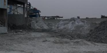 曝光台 多地石材石料加工厂散尘污染严重，环保整治刻不容缓